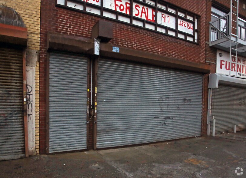 391 Rockaway Ave, Brooklyn, NY for lease - Building Photo - Image 2 of 6