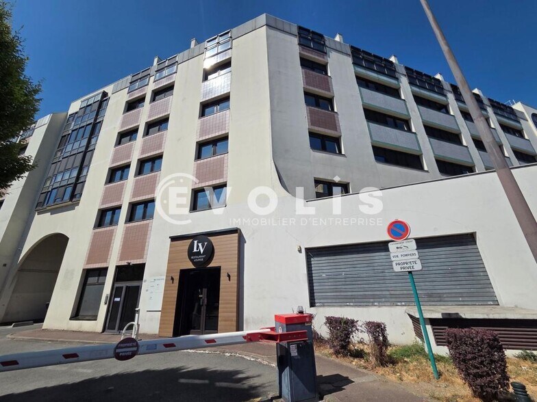 42-48 Rue Denis Papin, Ivry-sur-Seine for lease - Building Photo - Image 2 of 36