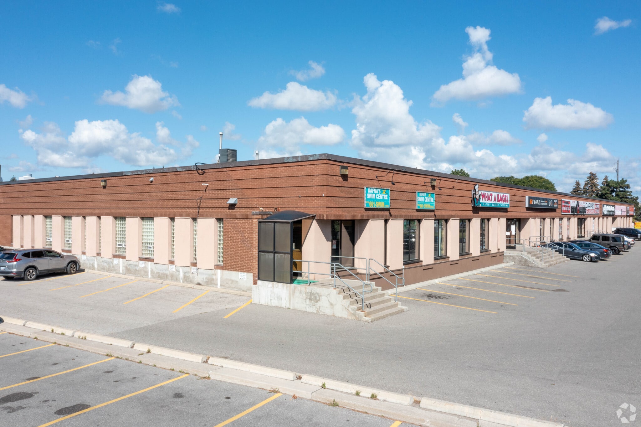 4884 Dufferin St, Toronto, ON for lease Primary Photo- Image 1 of 8