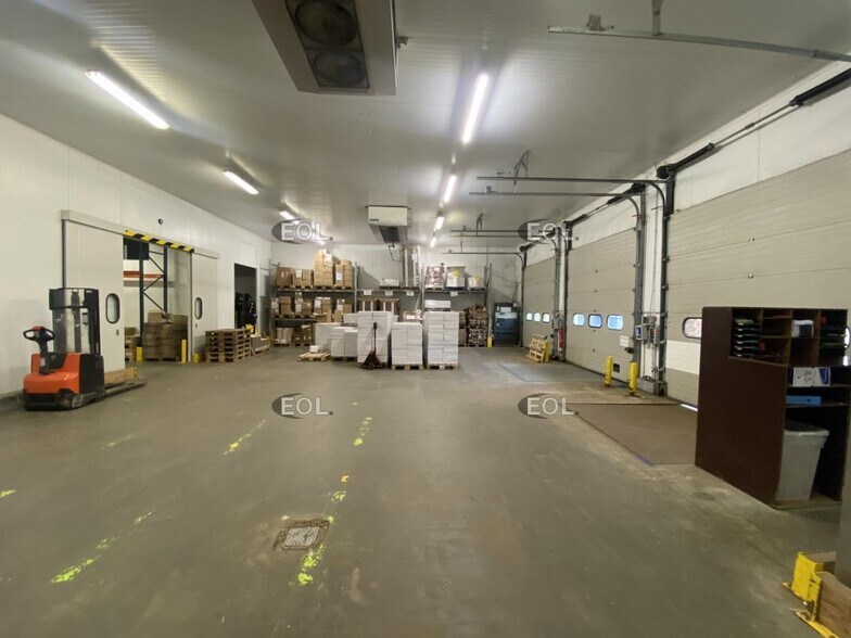 Industrial in Brie-Comte-Robert for sale - Building Photo - Image 3 of 13