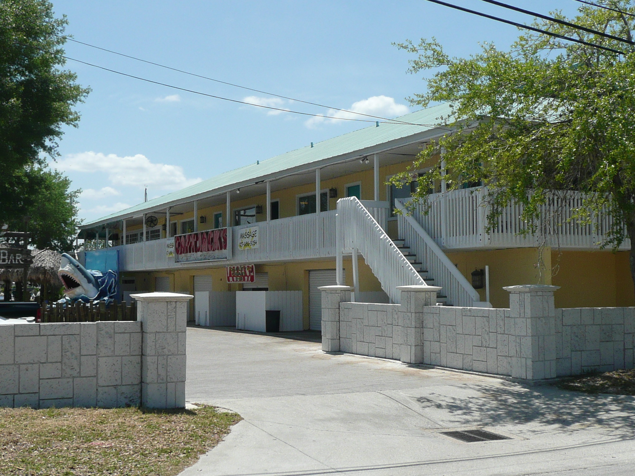 21 Oscar Hill Rd, Tarpon Springs, FL à vendre Photo principale- Image 1 de 1