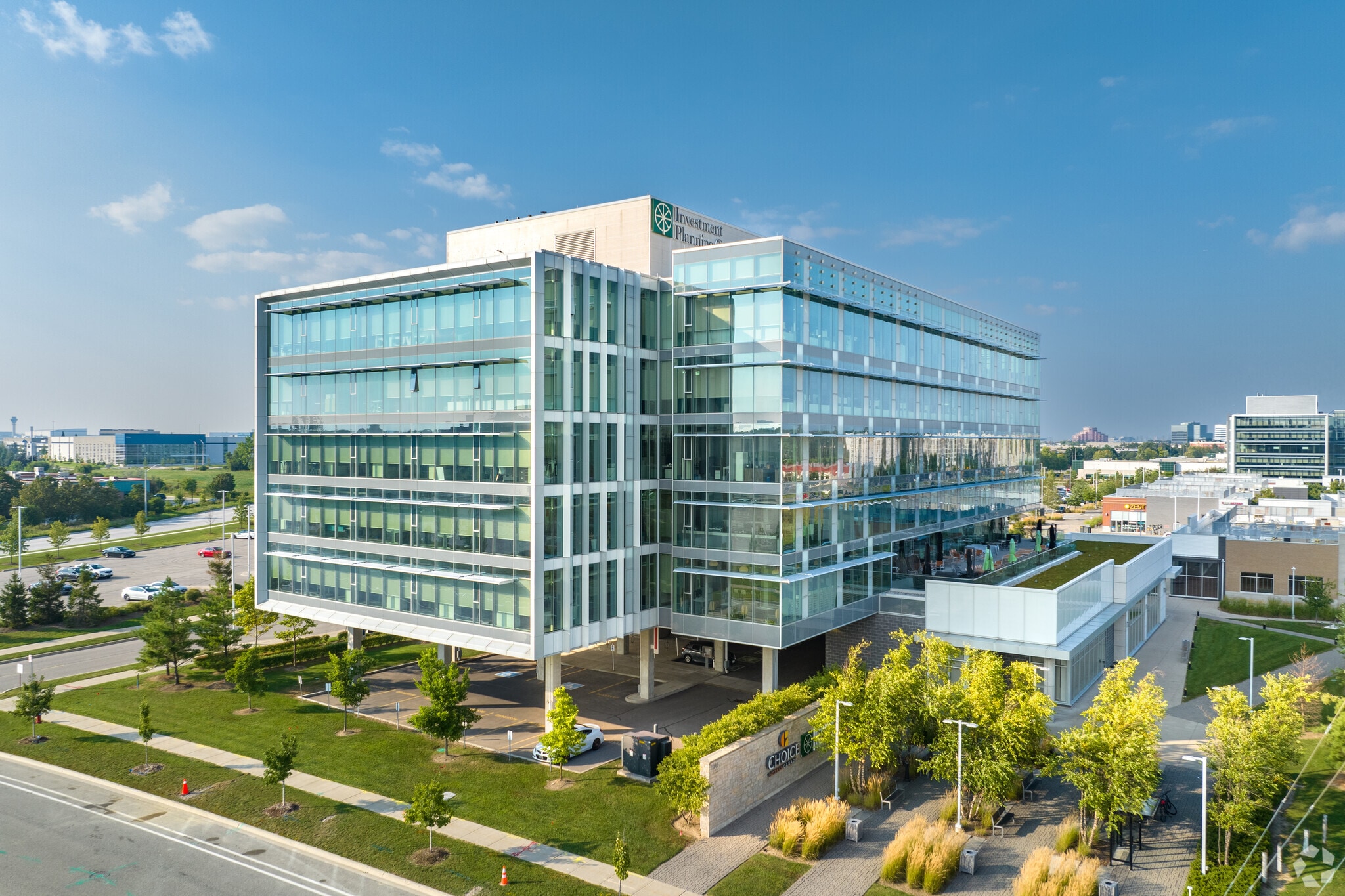 5015 Spectrum Way, Mississauga, ON for lease Primary Photo- Image 1 of 5