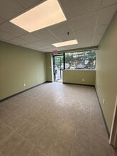 2231 Fifth Ave, Ronkonkoma, NY for lease Interior Photo- Image 1 of 6