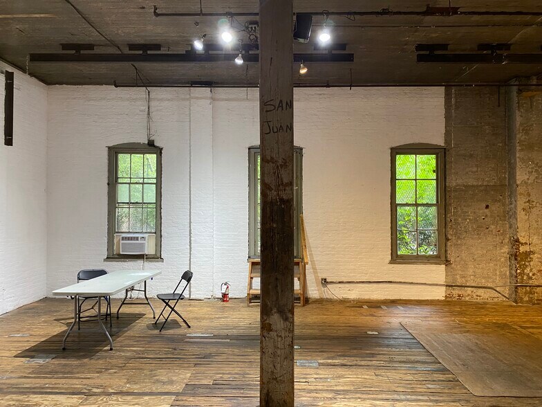 51 Bergen St, Brooklyn, NY à louer - Photo du bâtiment - Image 3 de 5