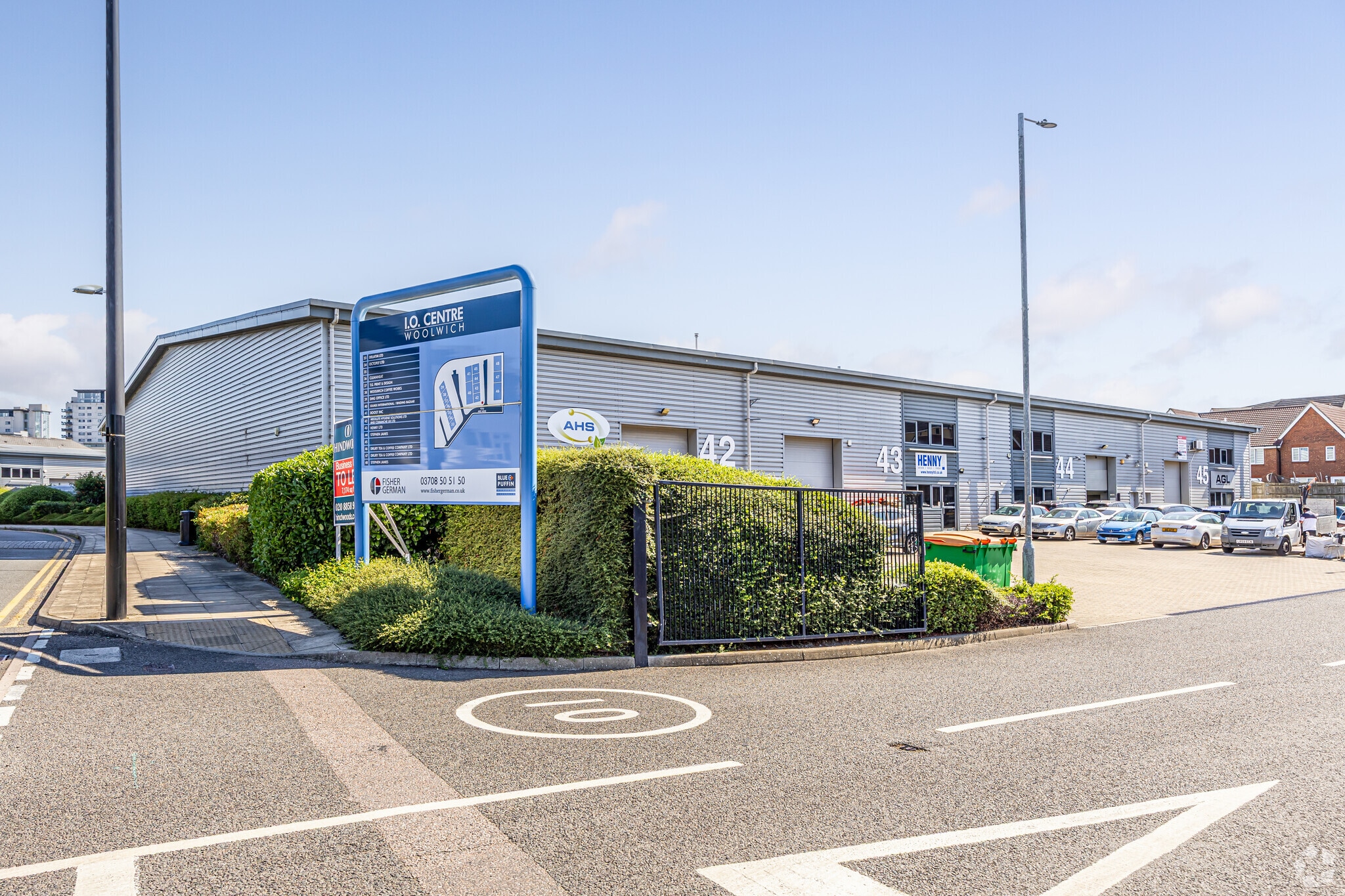 Armstrong Rd, London for lease Building Photo- Image 1 of 12