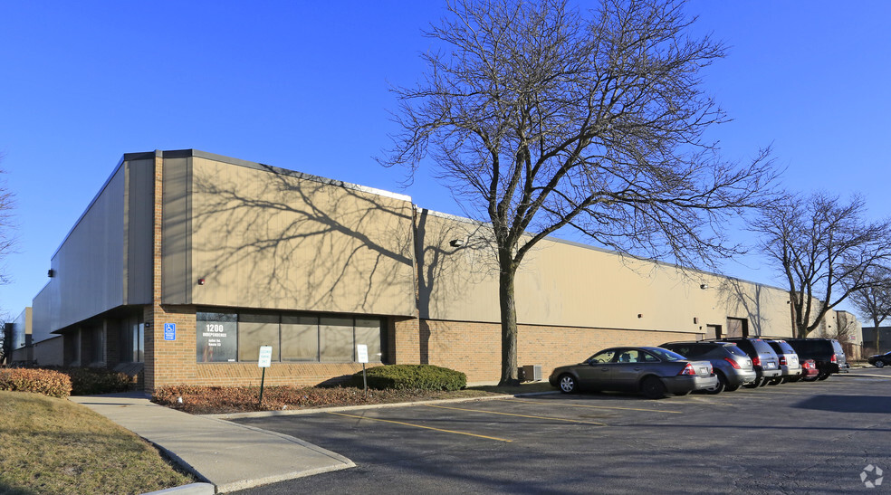 1200-1224 Independence Blvd, Romeoville, IL for lease - Building Photo - Image 1 of 4