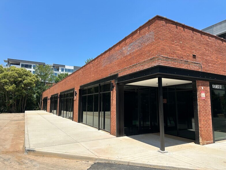 15 N West St, Raleigh, NC à louer - Photo du bâtiment - Image 3 de 8