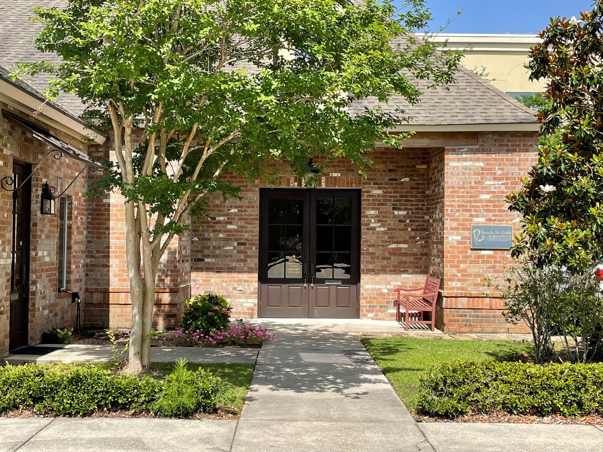 40-B Louis Prima Drive, Covington, LA for lease Primary Photo- Image 1 of 10