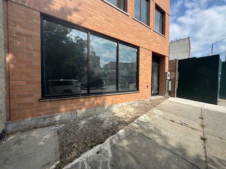 6691 Broadway, Bronx, NY for lease - Building Photo - Image 2 of 7