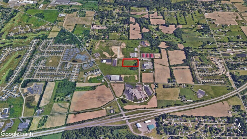2029 Venture Cir SE, Massillon, OH à vendre - Photo du bâtiment - Image 2 de 2