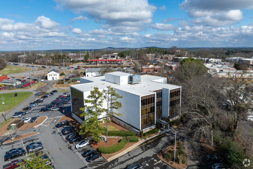 833 Campbell Hill St NW, Marietta, GA for lease - Aerial - Image 2 of 7
