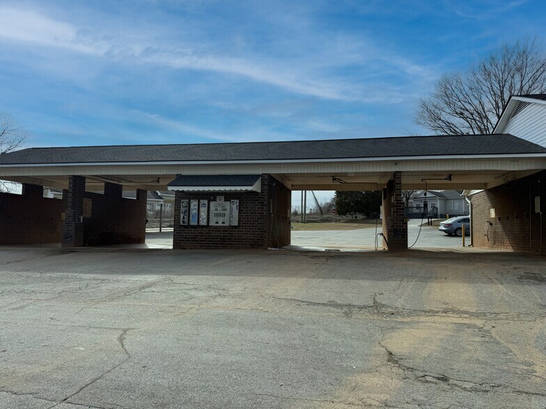 721 W Blackstock Rd, Spartanburg, SC à vendre - Photo du bâtiment - Image 3 de 7