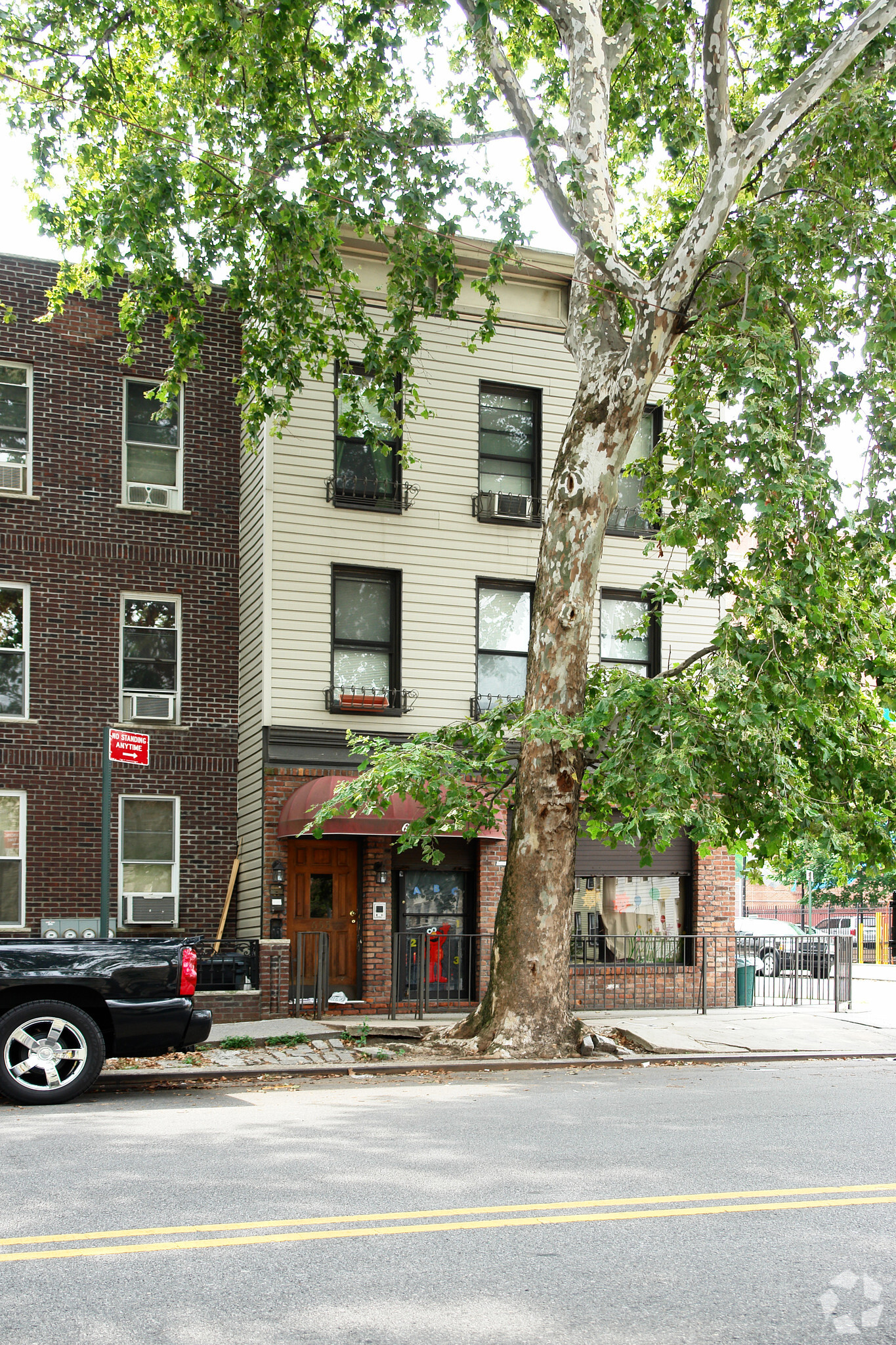 655 6th Ave, Brooklyn, NY à vendre Photo principale- Image 1 de 1