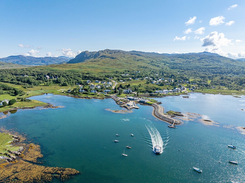 Arisaig Marina portfolio of 2 properties for sale on LoopNet.ca - Building Photo - Image 1 of 11