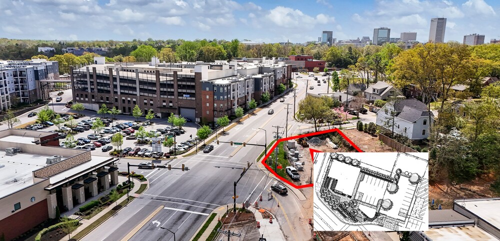 51 Wade Hampton Blvd, Greenville, SC à louer Photo principale- Image 1 de 4