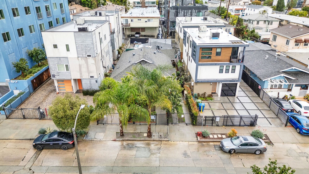 644 N Serrano Ave, Los Angeles, CA for sale - Building Photo - Image 2 of 41