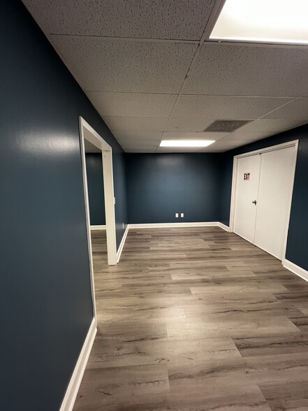 802-808 Foley St, Jackson, MS for lease - Interior Photo - Image 3 of 7