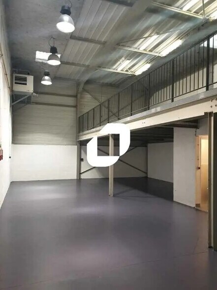 Bureau dans Choisy-le-Roi à louer - Photo intérieure - Image 3 de 10