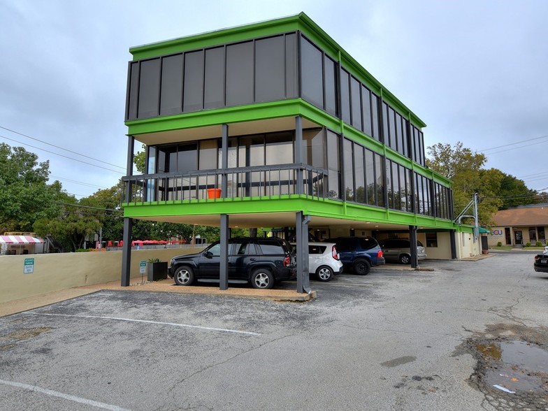 4111 Medical Pky, Austin, TX for lease - Building Photo - Image 2 of 12