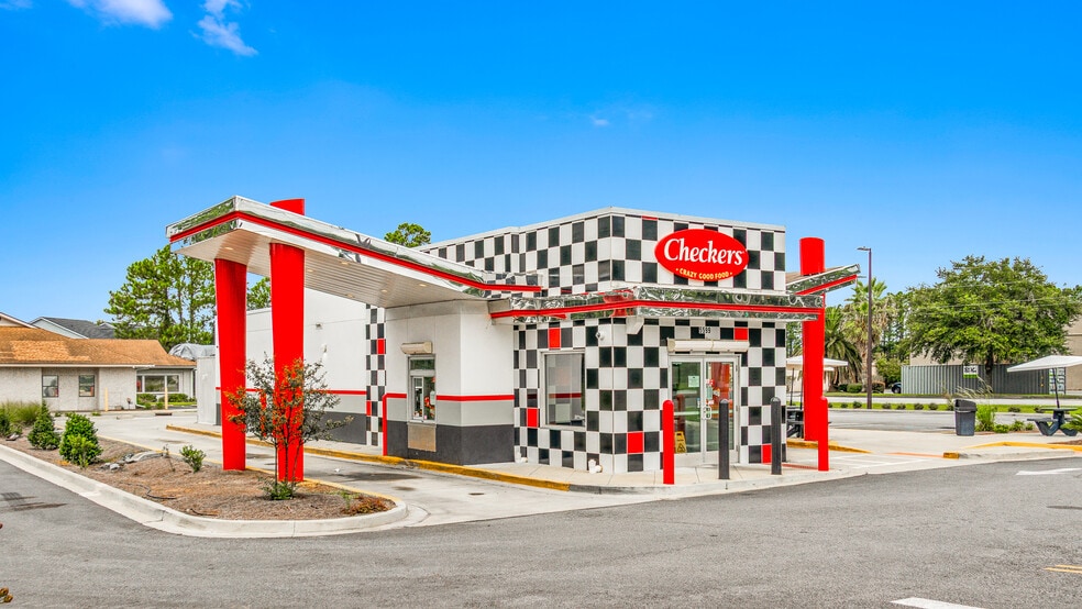 5599 Altama Ave, Brunswick, GA for sale - Building Photo - Image 1 of 4