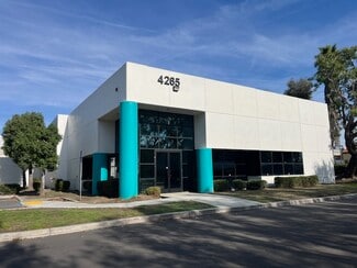 Plus de détails pour 4265 E Airport Dr, Ontario, CA - Industriel à vendre