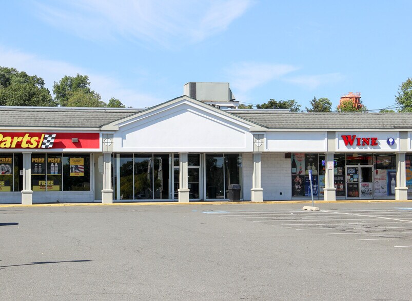 45 S Route 9W, West Haverstraw, NY à louer - Photo du bâtiment - Image 3 de 45