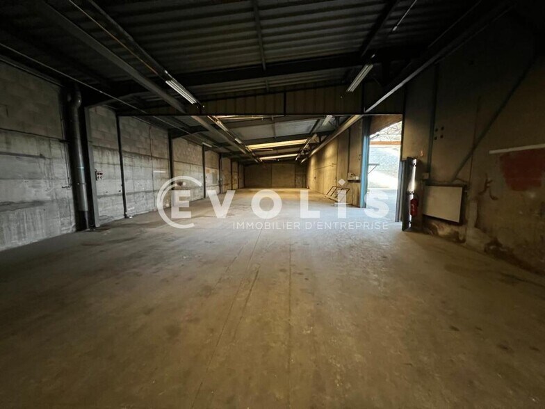 454 Chemin Du Champ De Lière, Rillieux-la-Pape for sale - Interior Photo - Image 3 of 8
