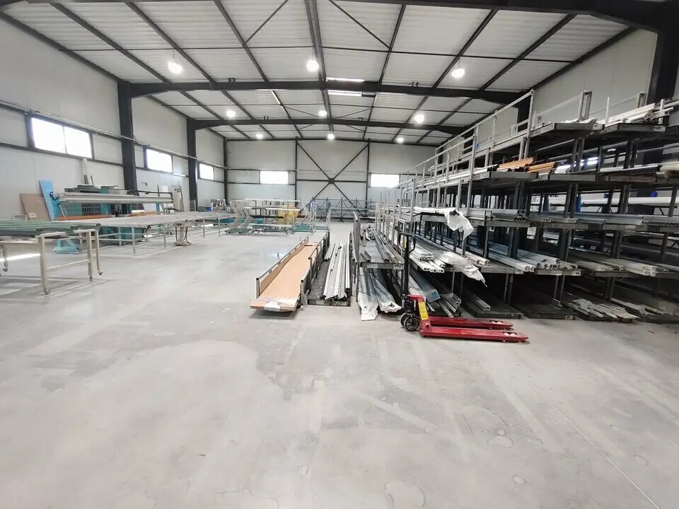 Flex in Vaulx-Milieu for sale Interior Photo- Image 1 of 9