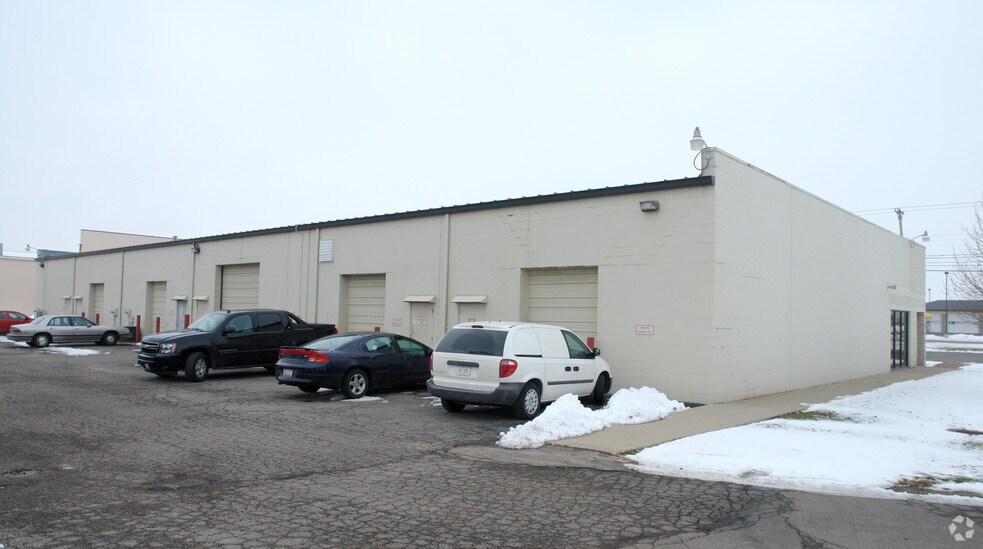 1275 Experiment Farm Rd, Troy, OH à louer - Photo du bâtiment - Image 3 de 3