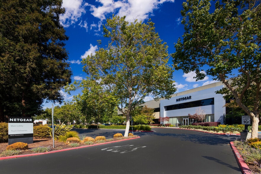 350 E Plumeria Dr, San Jose, CA for sale - Building Photo - Image 2 of 9
