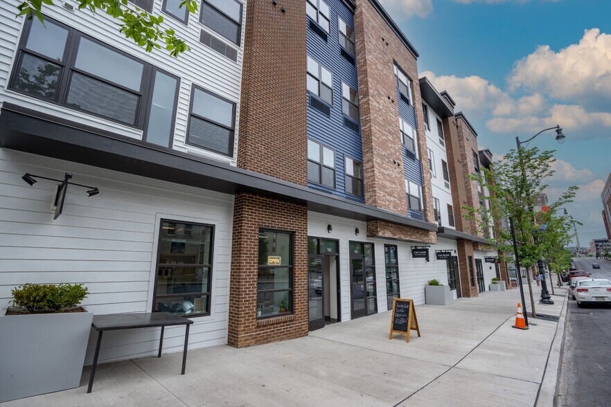 107 N 7th St, Allentown, PA à louer - Photo du bâtiment - Image 2 de 10