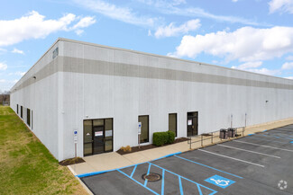 More details for 2279 Center Square Rd, Logan Township, NJ - Industrial for Lease