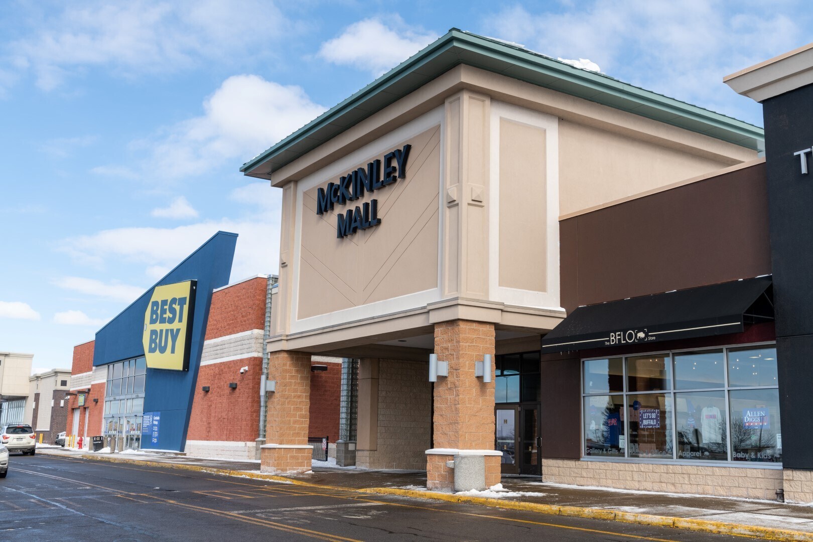 3701 McKinley Pky, Buffalo, NY for lease Primary Photo- Image 1 of 34