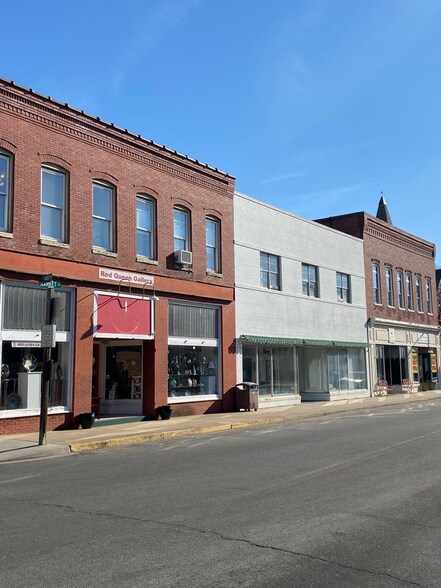 59 Market St, Onancock, VA à vendre - Photo du bâtiment - Image 2 de 8