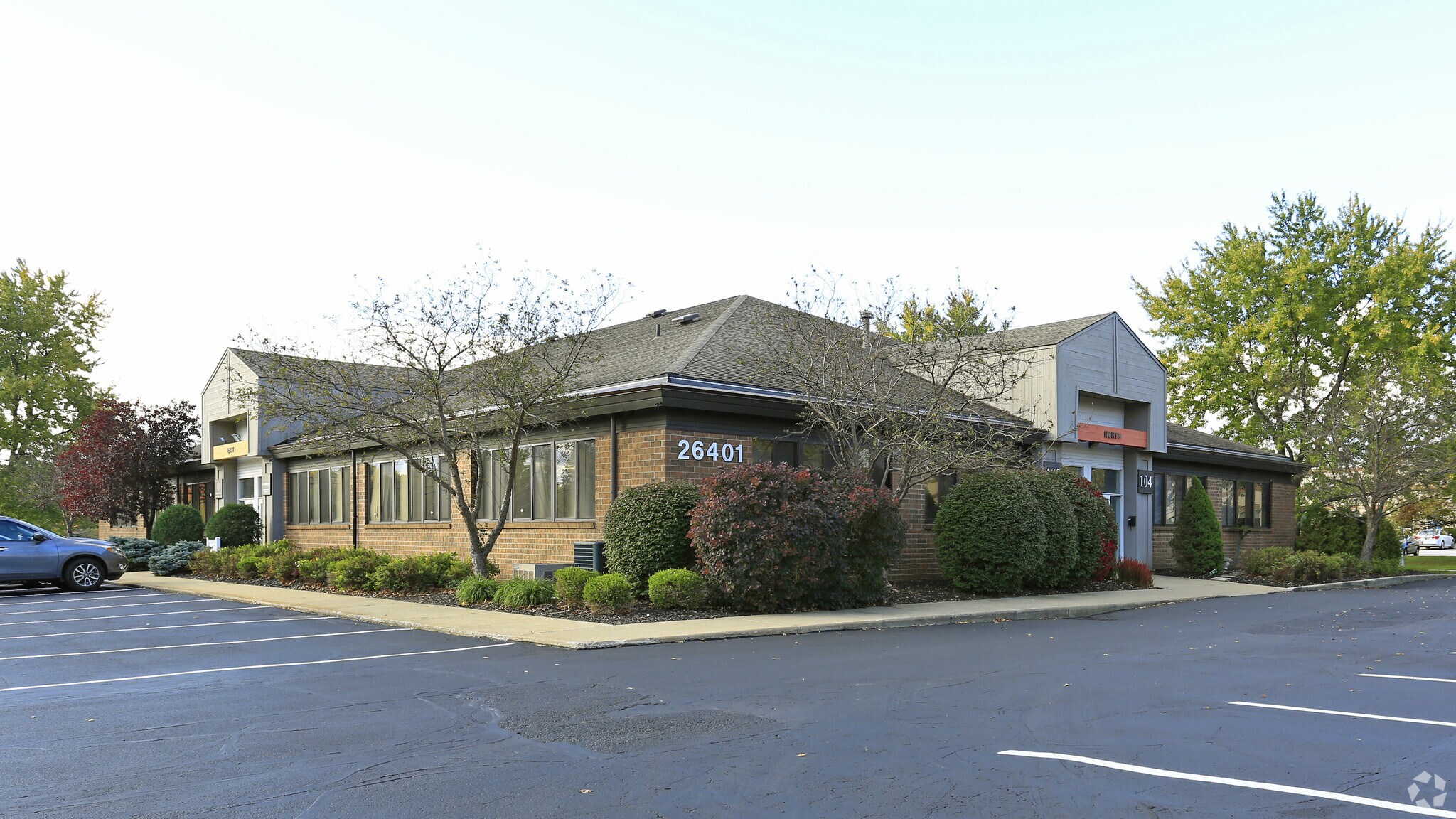 26401 Emery Rd, Warrensville Heights, OH à vendre Photo du bâtiment- Image 1 de 1