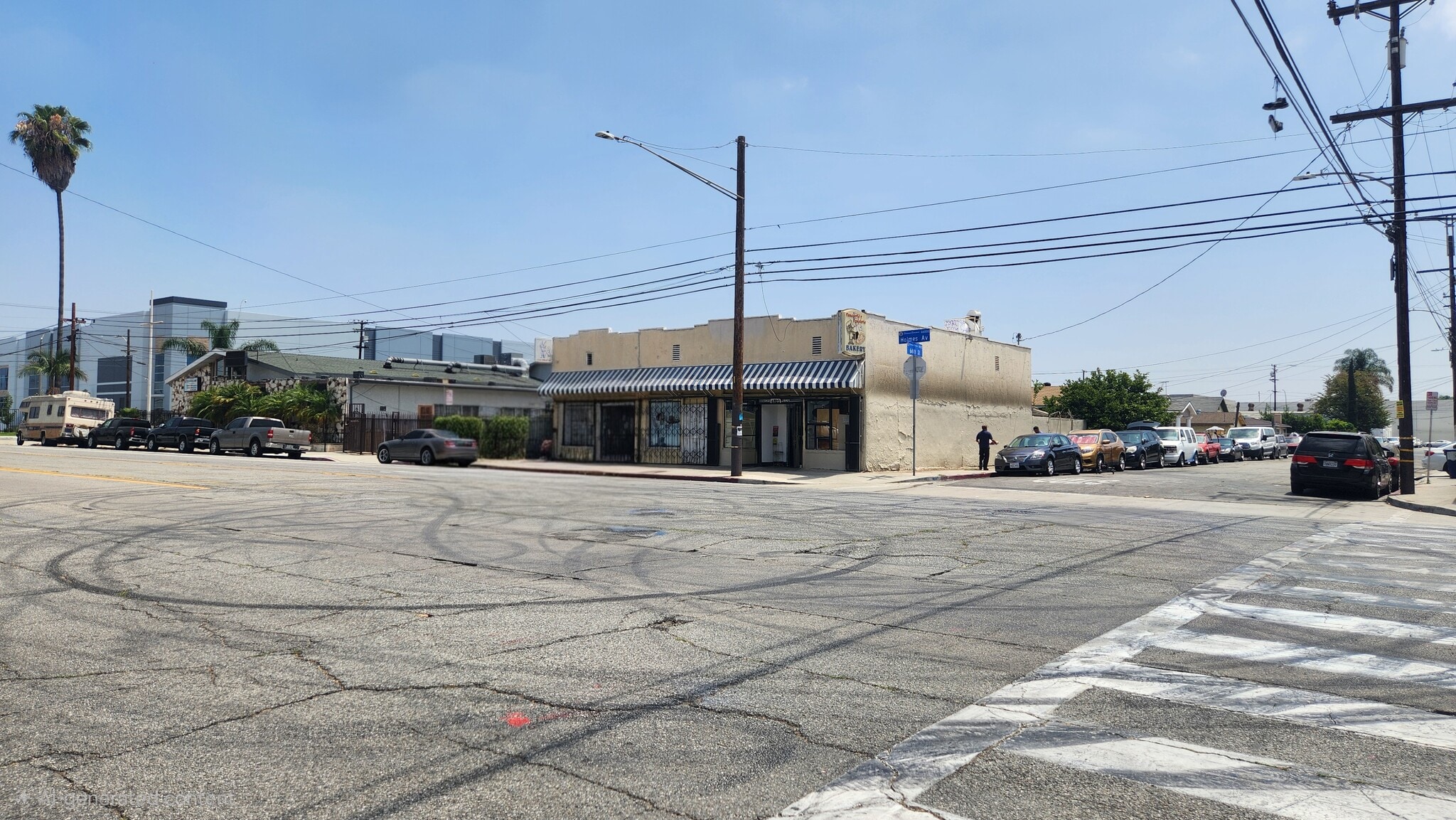 6526 Holmes Ave, Los Angeles, CA for sale Building Photo- Image 1 of 6