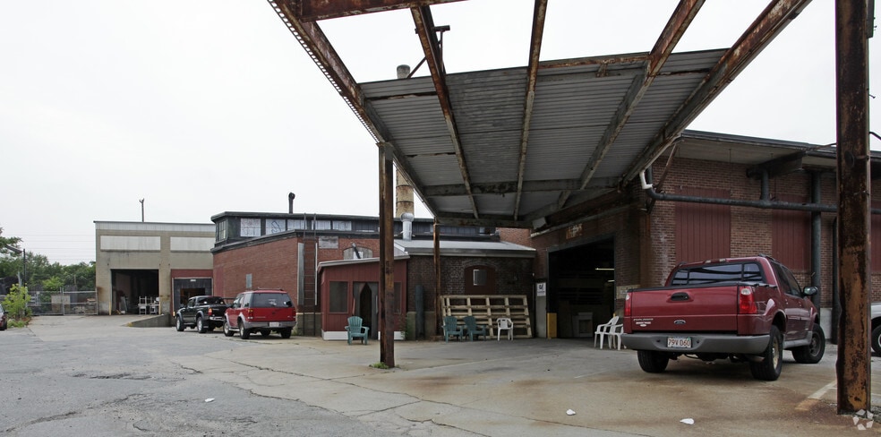 1485 Elmwood Ave, Cranston, RI for sale - Building Photo - Image 3 of 3