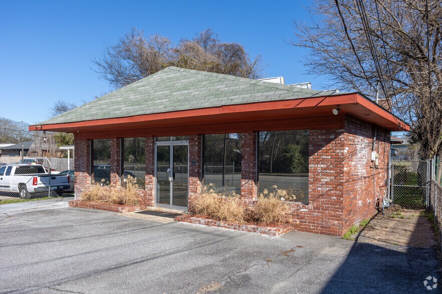 1214 14th St, Phenix City, AL à vendre - Photo du bâtiment - Image 2 de 7
