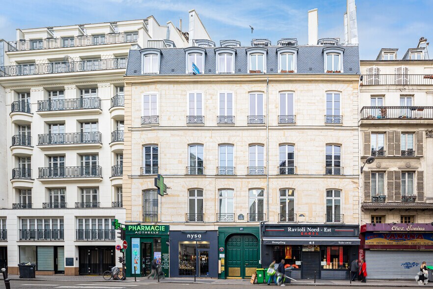 17 Rue Du Faubourg Montmartre, Paris à louer - Photo du bâtiment - Image 2 de 16
