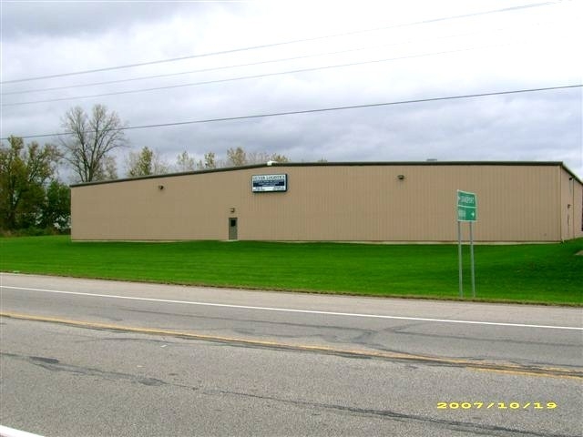 1040 Industrial Pky, Peru, IN à vendre - Photo principale - Image 1 de 1