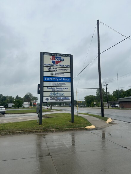 673 E Cedar Ave, Gladwin, MI for sale - Building Photo - Image 2 of 35