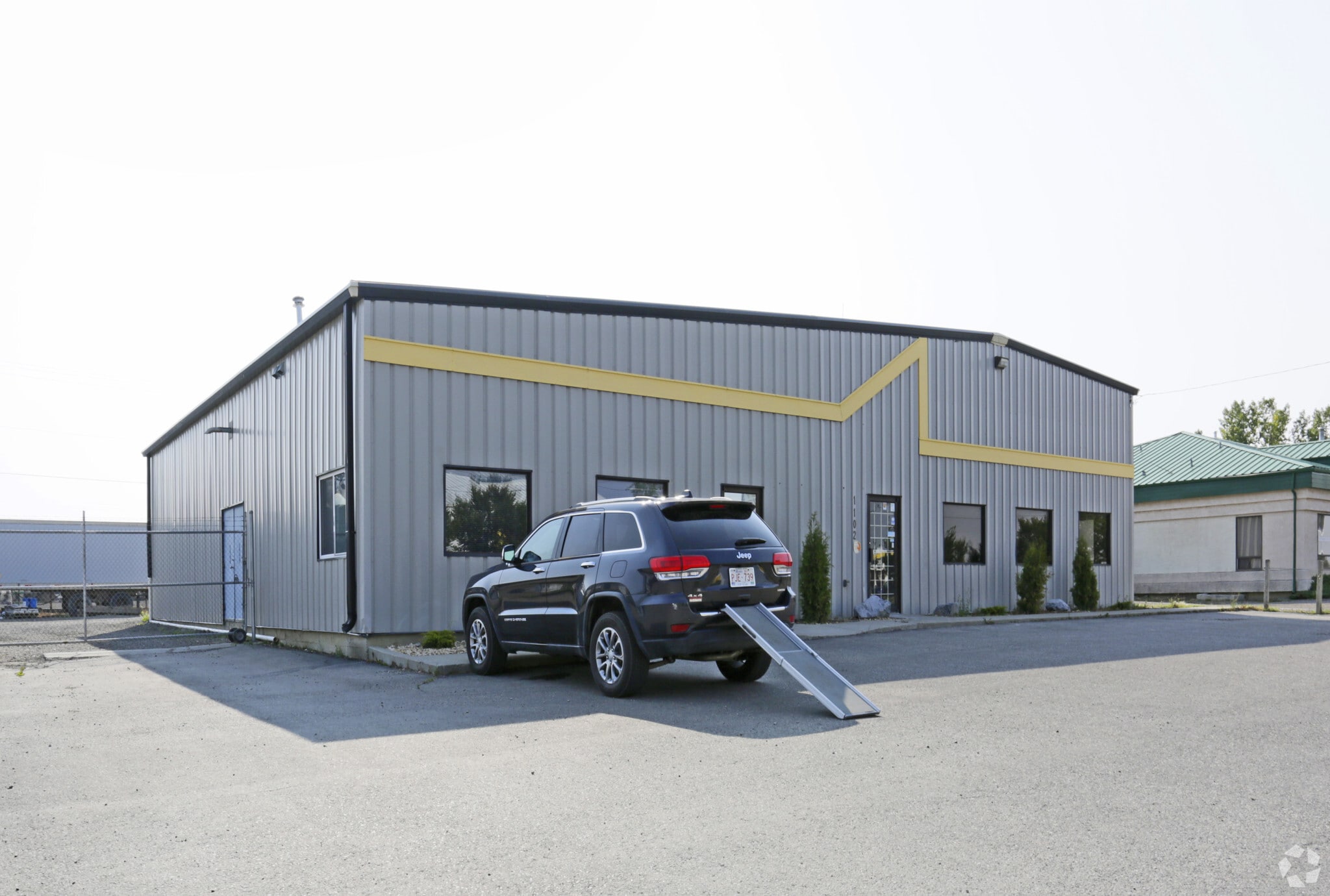 1102 18th St SE, High River, AB for sale Primary Photo- Image 1 of 1