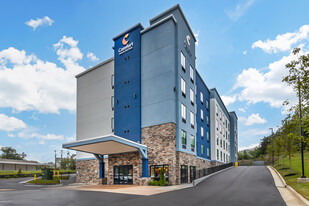 BRAND NEW-Comfort Inn & Suites Nashville W - Motel