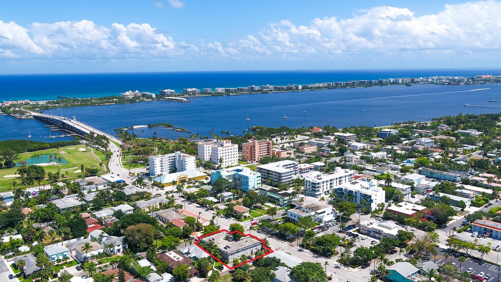 202 Lucerne Ave, Lake Worth, FL à vendre - Photo du bâtiment - Image 1 de 14