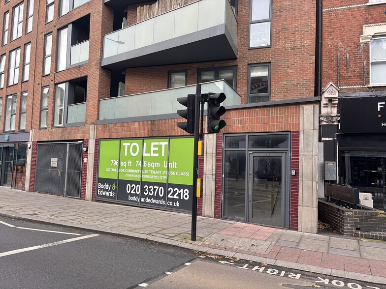 40 Balham Hl, London for lease - Building Photo - Image 1 of 6