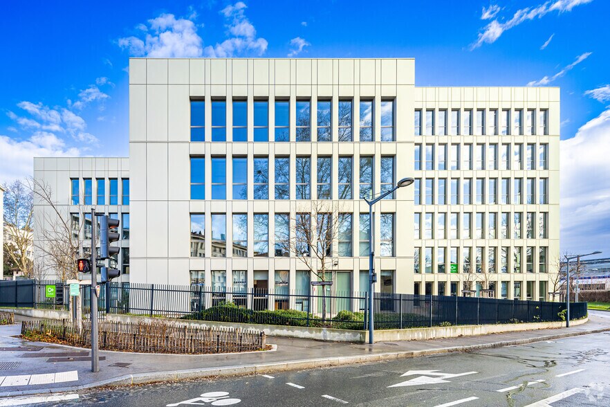 Bureau dans Lyon à louer - Photo principale - Image 1 de 3