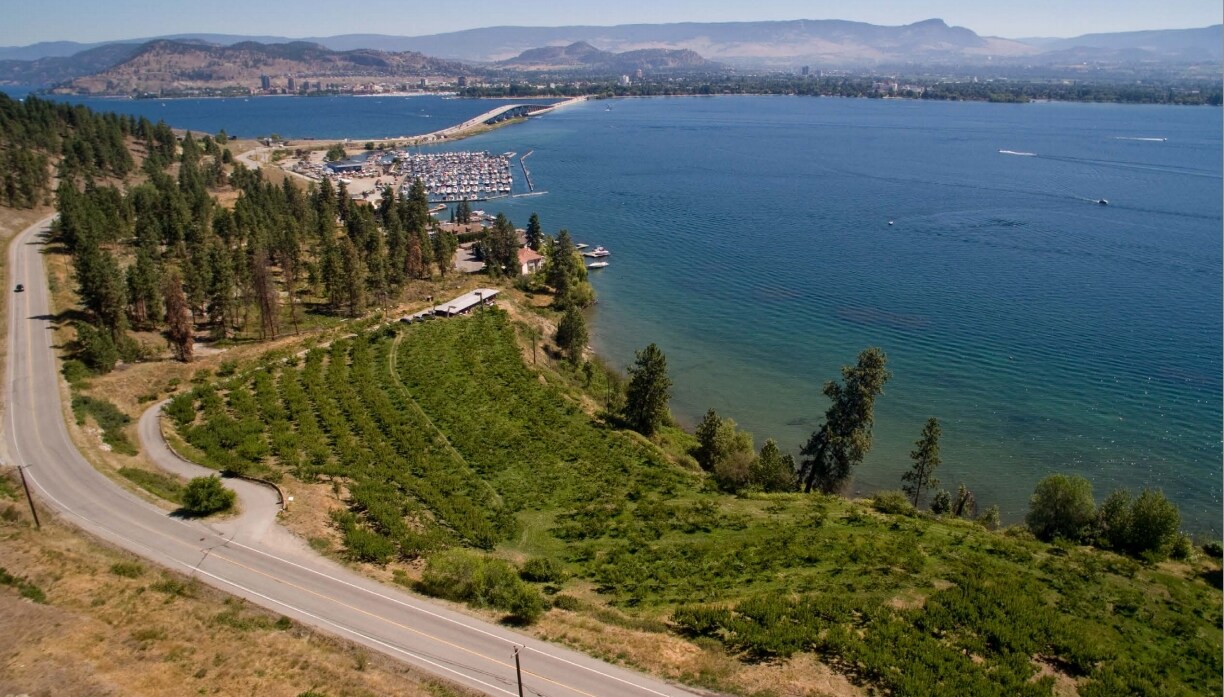 2211 Campbell Rd, West Kelowna, BC for sale Primary Photo- Image 1 of 1