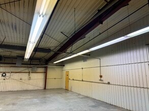 1930 W 1st St, Blue Earth, MN à vendre Photo intérieure- Image 1 de 4