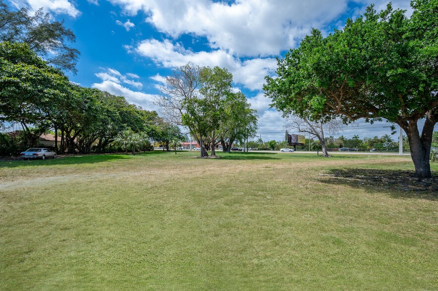 22650 SW 123rd Rd., Miami, FL for sale - Building Photo - Image 2 of 14