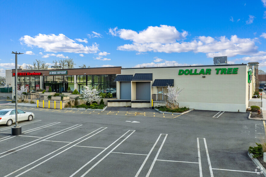 145 E State Rt 4, Paramus, NJ for lease - Building Photo - Image 1 of 10